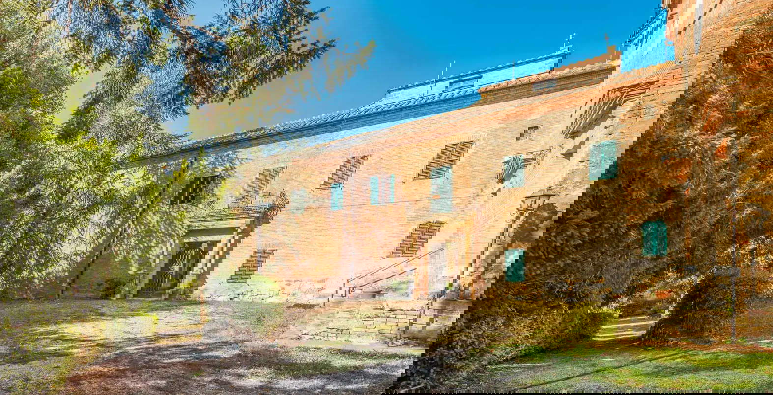 St. Eugene's Abbey. Photo: Lionard Luxury Real Estate St. Eugene's Abbey. Photo: Lionard Luxury Real Estate