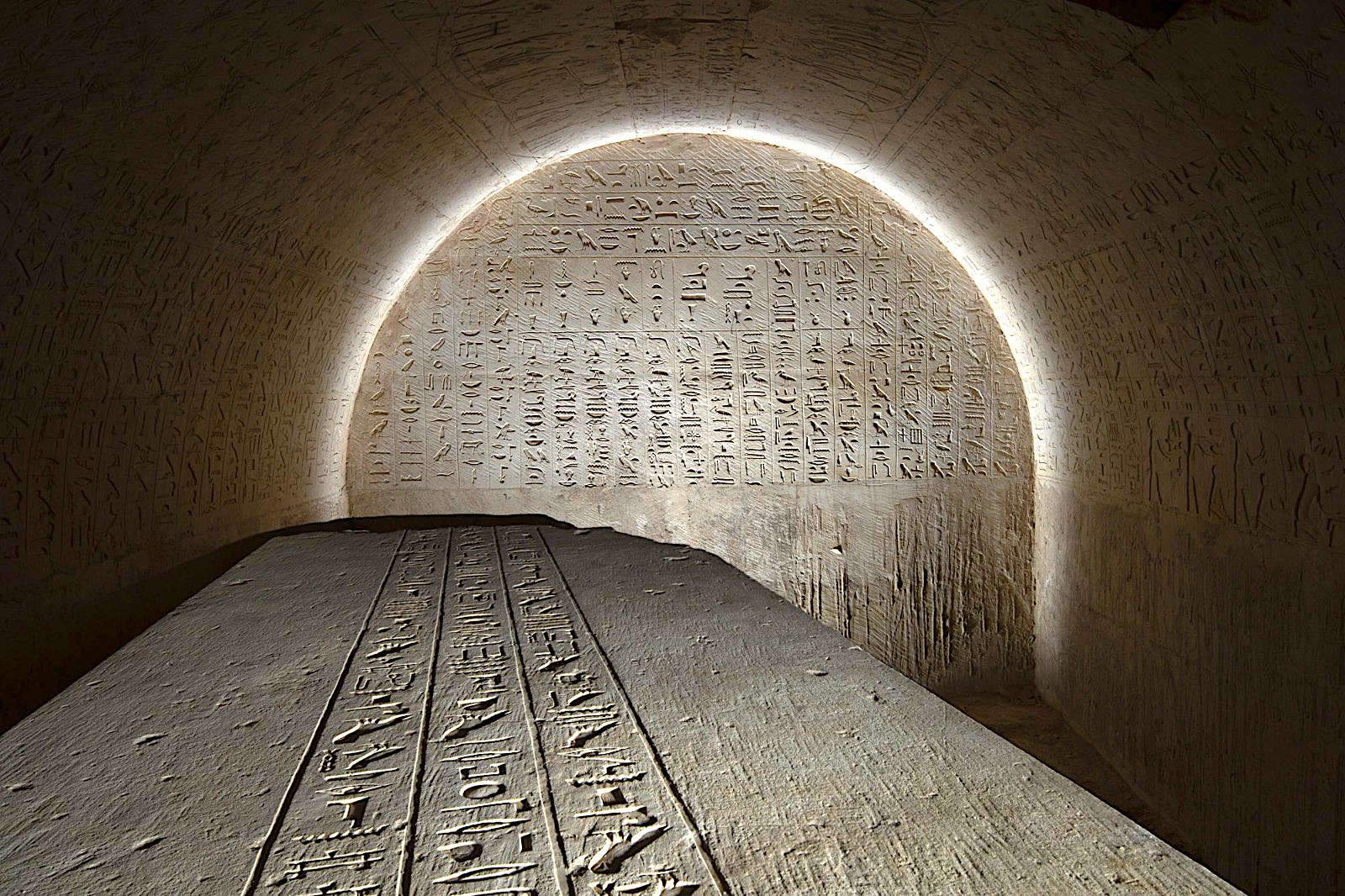 In Egitto scoperta una tomba riccamente decorata: era di uno scriba reale
