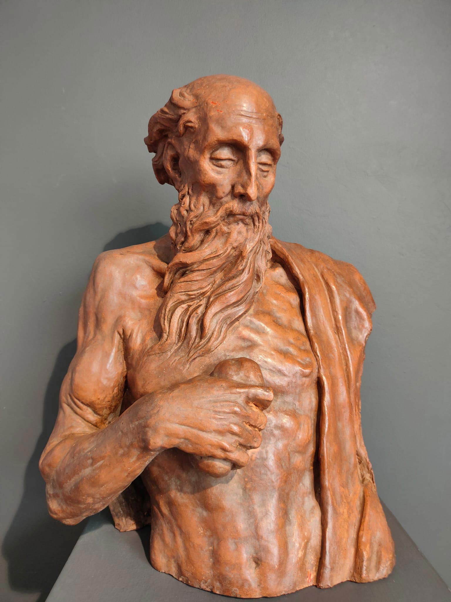 La scultura appena scoperta La scultura appena scoperta