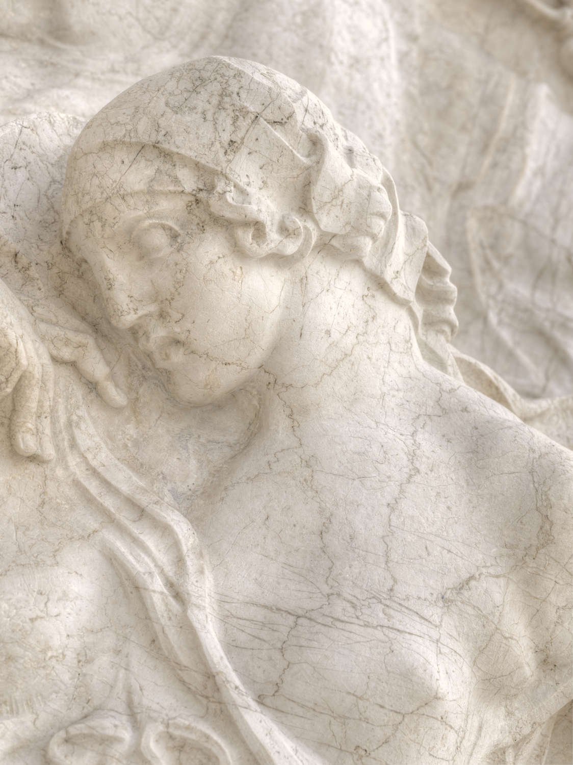 Angelo Zanelli, Figure féminine, détail de l'Amor Patrio dans la frise droite, après restauration (2023). Rome, VIVE - Vittoriano et Palazzo Venezia © MiC, VIVE - Vittoriano et Palazzo Venezia. Photo de Mauro Magliani. Angelo Zanelli, Figure féminine, détail de l'Amor Patrio dans la frise droite, après restauration (2023). Rome, VIVE - Vittoriano et Palazzo Venezia © MiC, VIVE - Vittoriano et Palazzo Venezia. Photo de Mauro Magliani.