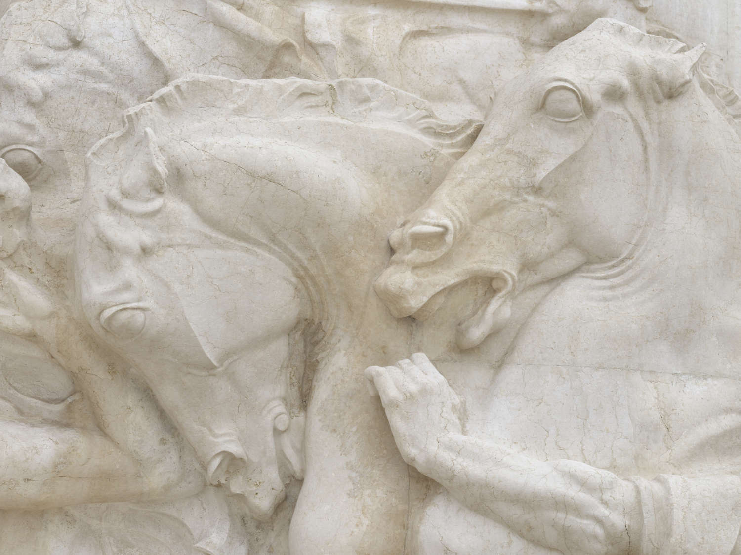 Angelo Zanelli, Cavalli, détail de l'Amore Patrio dans la frise droite, après restauration (2023). Rome, VIVE - Vittoriano et Palazzo Venezia © MiC, VIVE - Vittoriano et Palazzo Venezia. Photo de Mauro Magliani. Angelo Zanelli, Cavalli, détail de l'Amore Patrio dans la frise droite, après restauration (2023). Rome, VIVE - Vittoriano et Palazzo Venezia © MiC, VIVE - Vittoriano et Palazzo Venezia. Photo de Mauro Magliani.