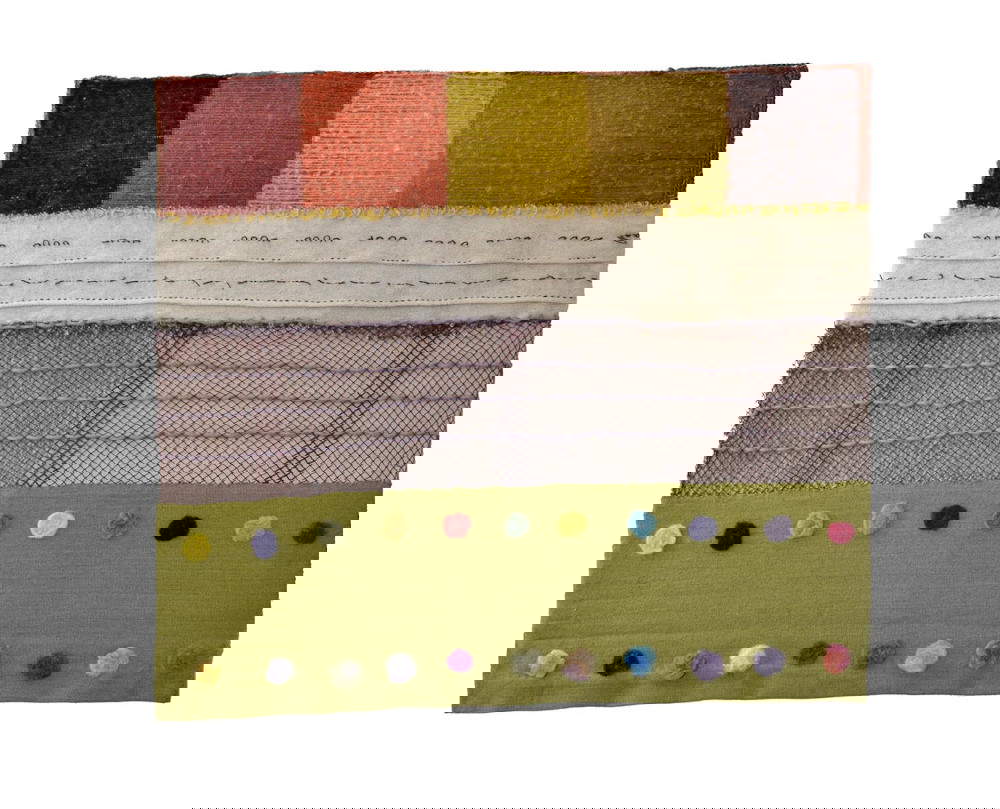 Piera Antonelli, Cucire natura (2023; lana, seta, cotone, canapa, filati di lana e tinture naturali, 100 x 90 cm)