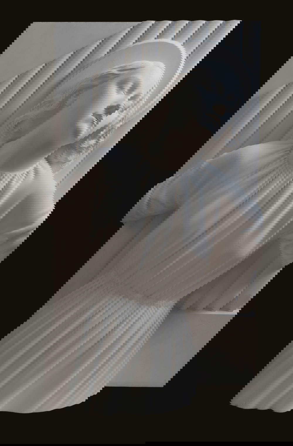 Arrigo Minerbi, Santa Cecilia (moulage de la tombe Scotti, Cesano Maderno) (vers 1940 ; plâtre, 101 x 57 x 25 cm ; Ferrara, Museo d'Arte Moderna e Contemporanea "Filippo de Pisis") © GAMC, Photo de Luca Gavagna