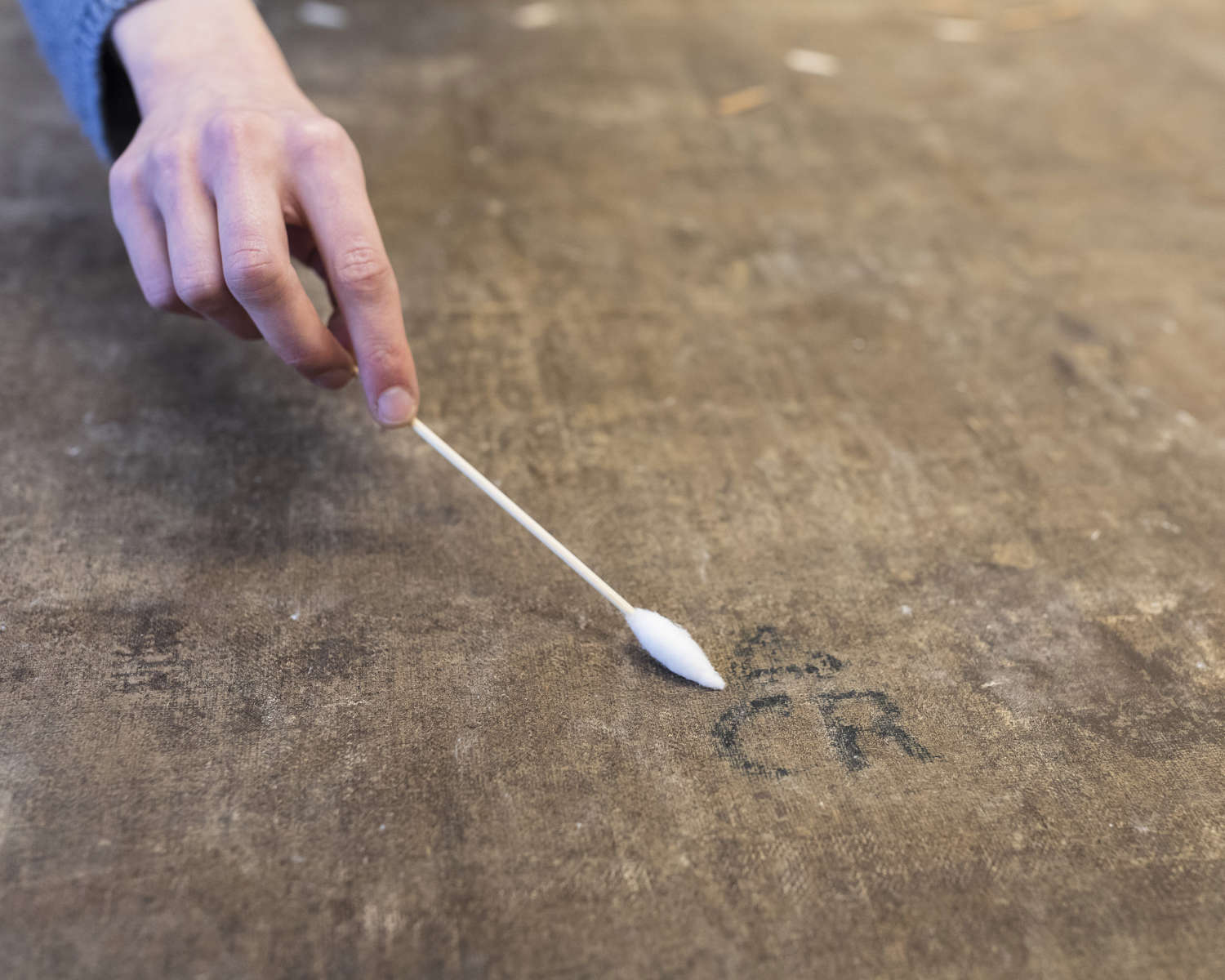 Il marchio di re Carlo trovato dietro il dipinto