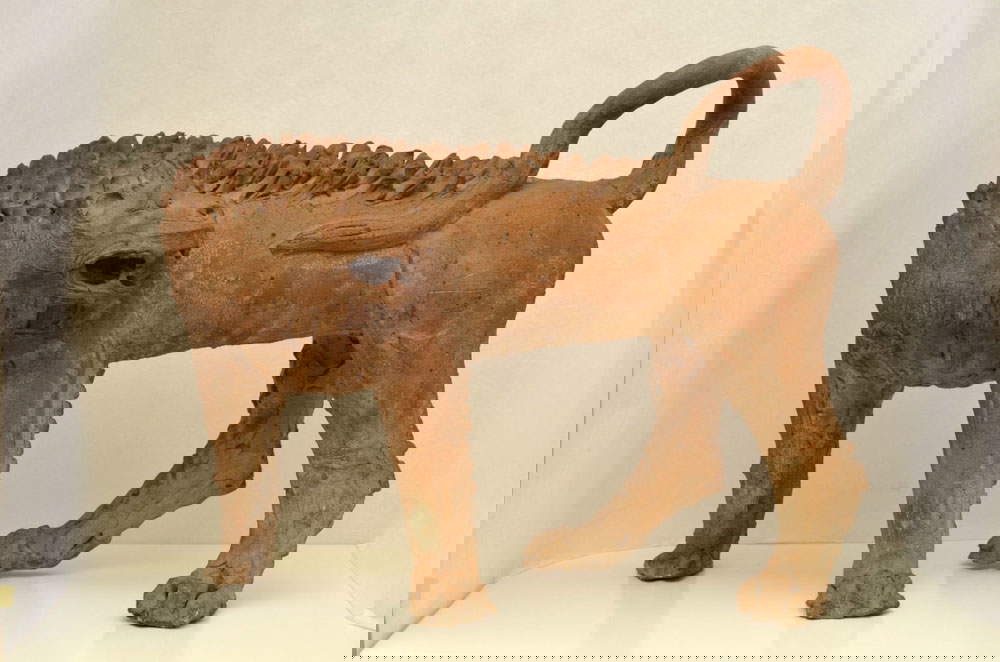 Arturo Martini, León de Monterosso/Chimera (1933; tierra refractaria)
