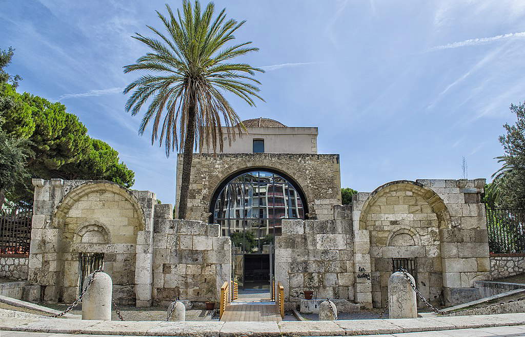 Die Basilika von San Saturnino Die Basilika von San Saturnino