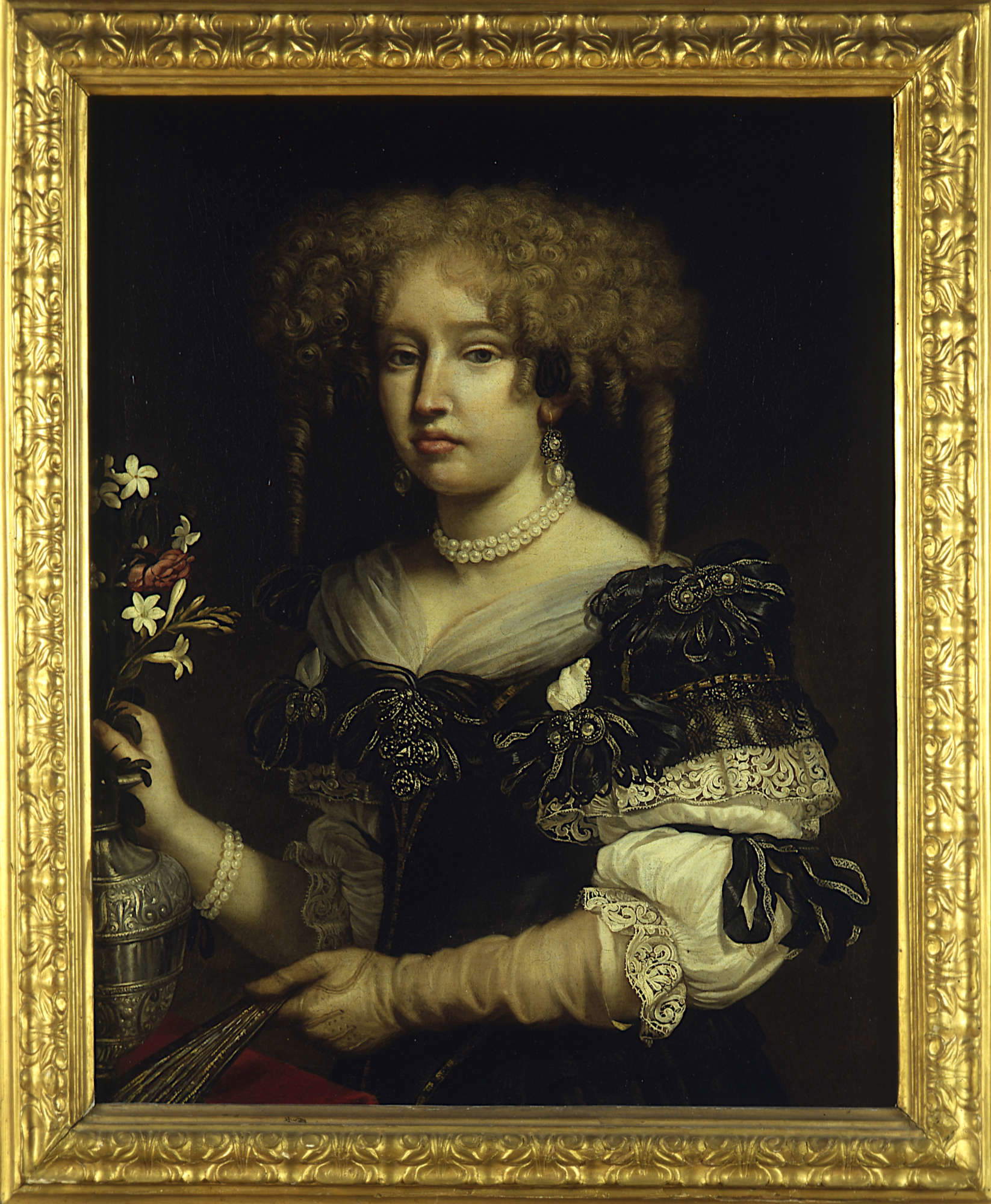 Benedetto Gennari il Giovane (?), Ritratto di fanciulla (Ippolita Obizzi?) (1692 circa; olio su tela, cm 100,5 x 94; Bologna, Collezioni Comunali d’Arte) Benedetto Gennari il Giovane (?), Ritratto di fanciulla (Ippolita Obizzi?) (1692 circa; olio su tela, cm 100,5 x 94; Bologna, Collezioni Comunali d’Arte)