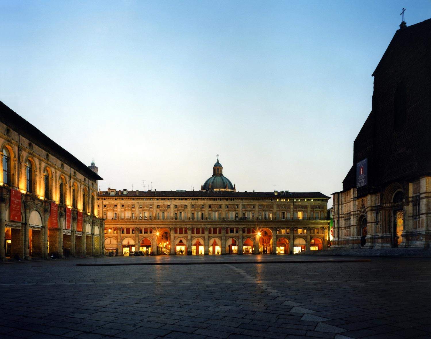 In Bologna, a music and dance festival among the arcades