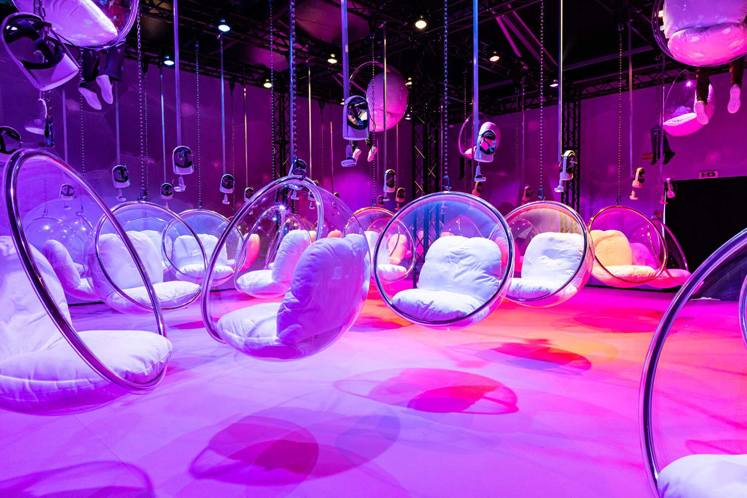 A Milano arriva la bubble experience: un'esperienza immersiva tutta a tema bolle