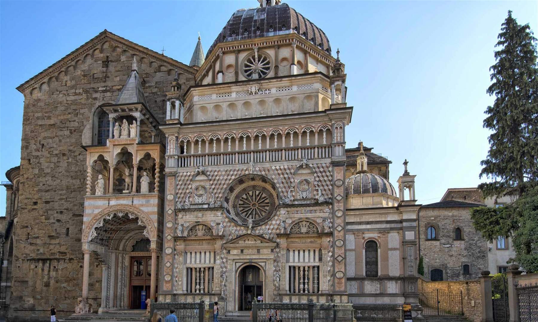 Bergamo, was man sehen sollte: 10 Orte, die man nicht verpassen sollte
