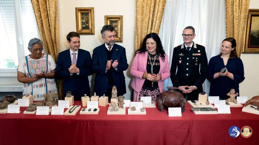 More than forty archaeological artifacts related to pre-Columbian cultures returned to Mexico 