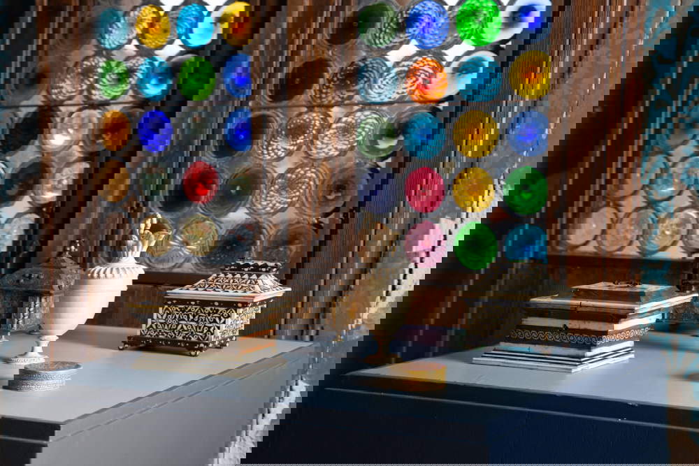 Quelques-uns des objets exposés dans les salles du Castello Della Monica