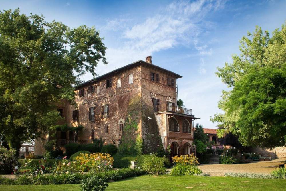 On Sunday, May 21, more than 400 Italian Historic Houses will be open for free visits