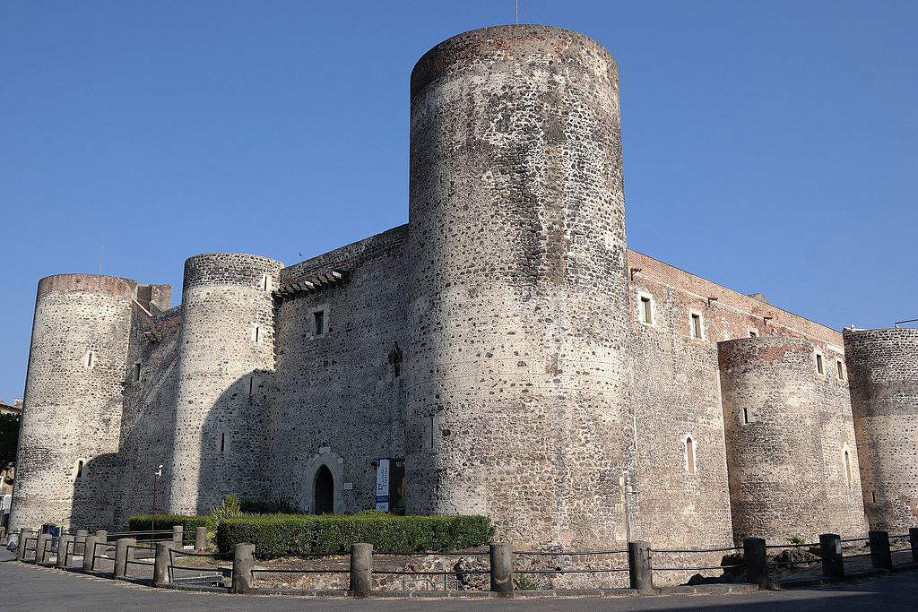 Le château d'Ursino Le château d'Ursino