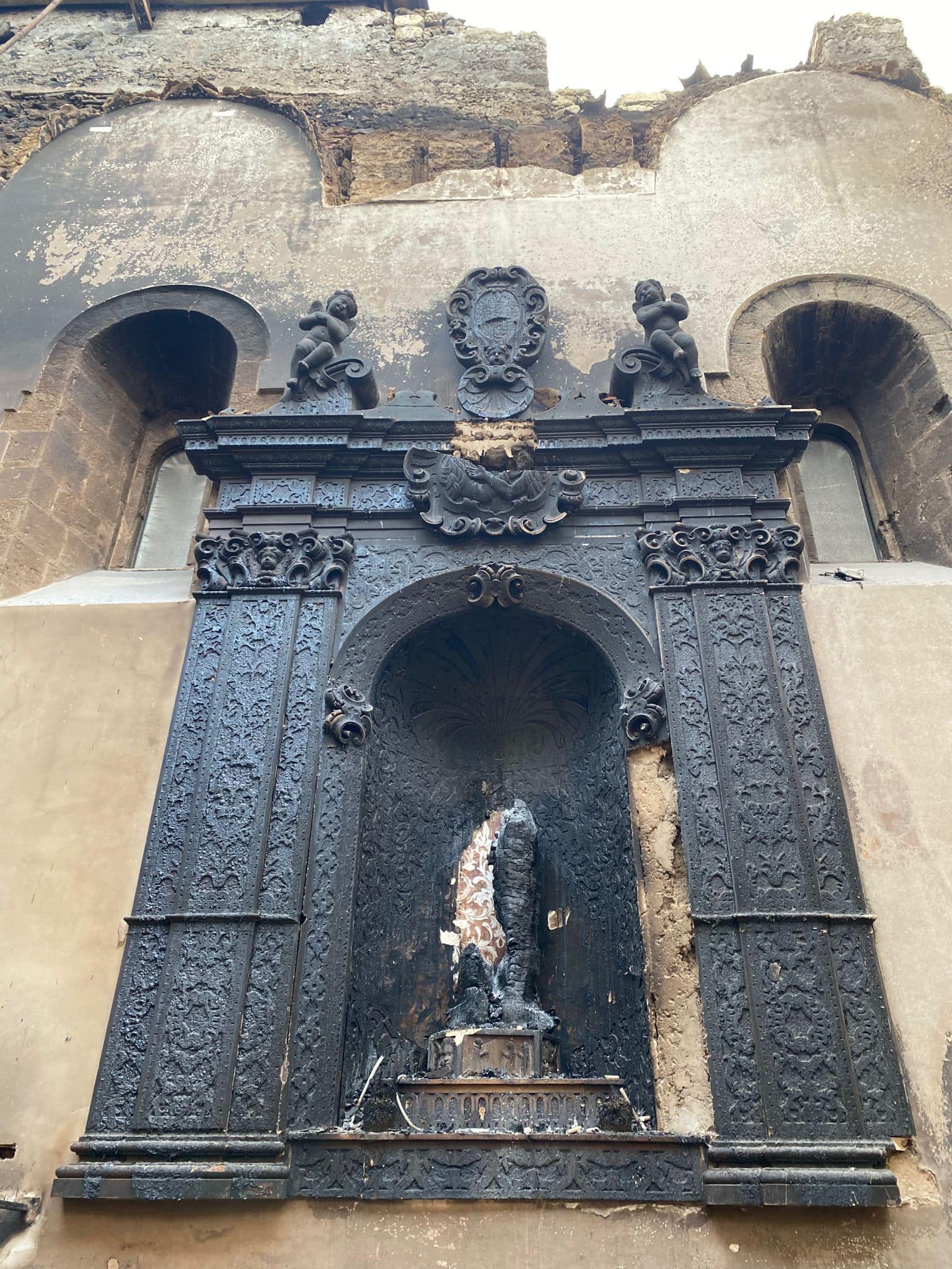 Damage to the church of Santa Maria di Ges&ugrave; in Palermo