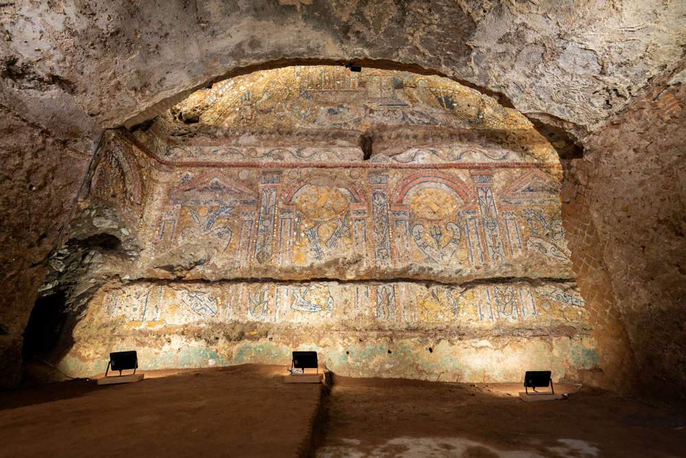 Outstanding discovery in the heart of Rome: a domus with mosaic decorations without comparison