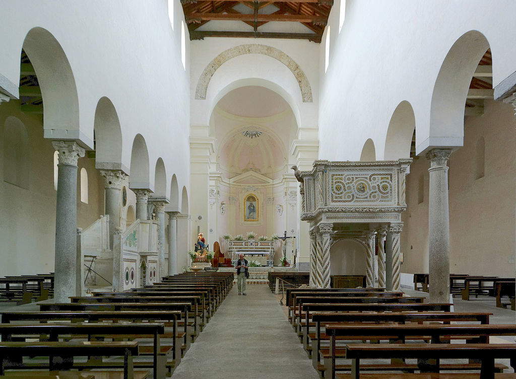 Interno del Duomo di Ravello. Foto: Berthold Werner Interno del Duomo di Ravello. Foto: Berthold Werner