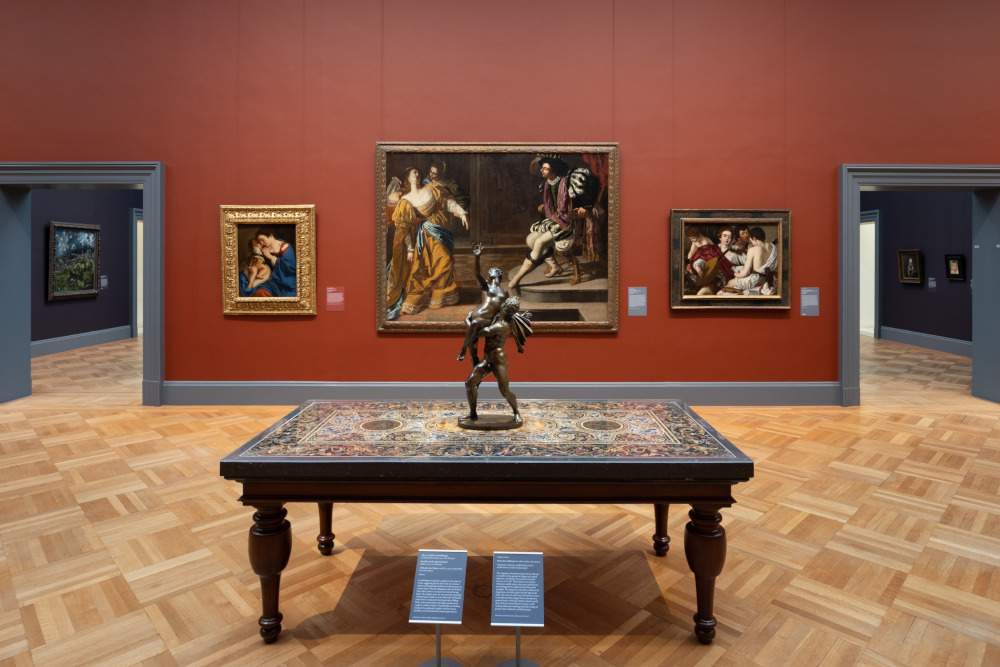 Le Metropolitan Museum rouvre ses 45 galeries de peinture européenne, du 14e au 19e siècle, après cinq ans d'interruption.