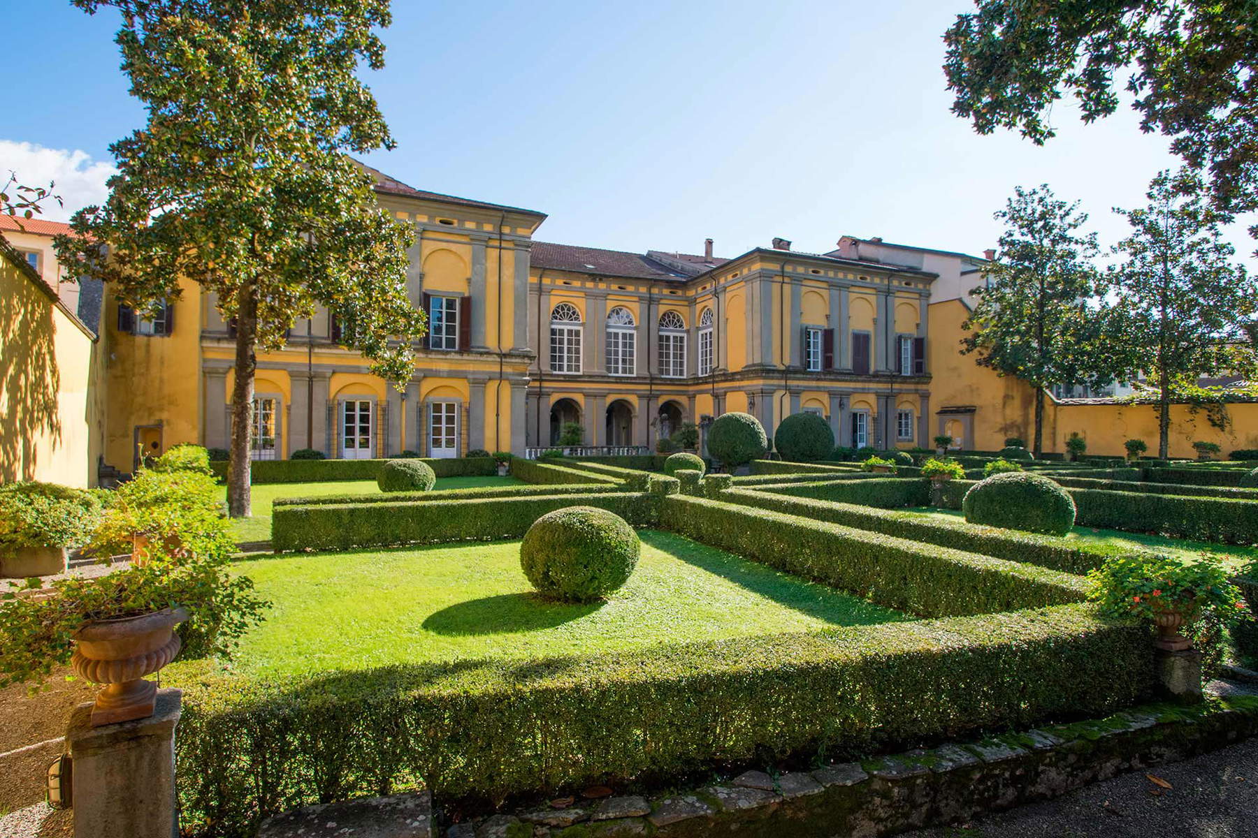Jardines del Palacio Negri Dosi Jardines del Palacio Negri Dosi