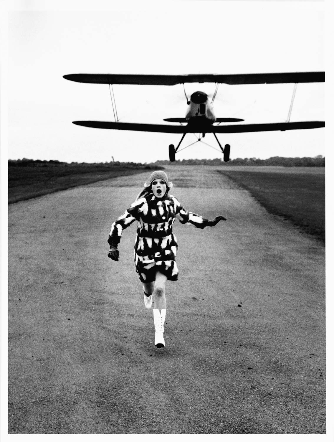 Helmut Newton, Mansfield, Vogue británico. Londres, 1967 © Helmut Newton Foundation Helmut Newton, Mansfield, Vogue británico. Londres, 1967 © Helmut Newton Foundation