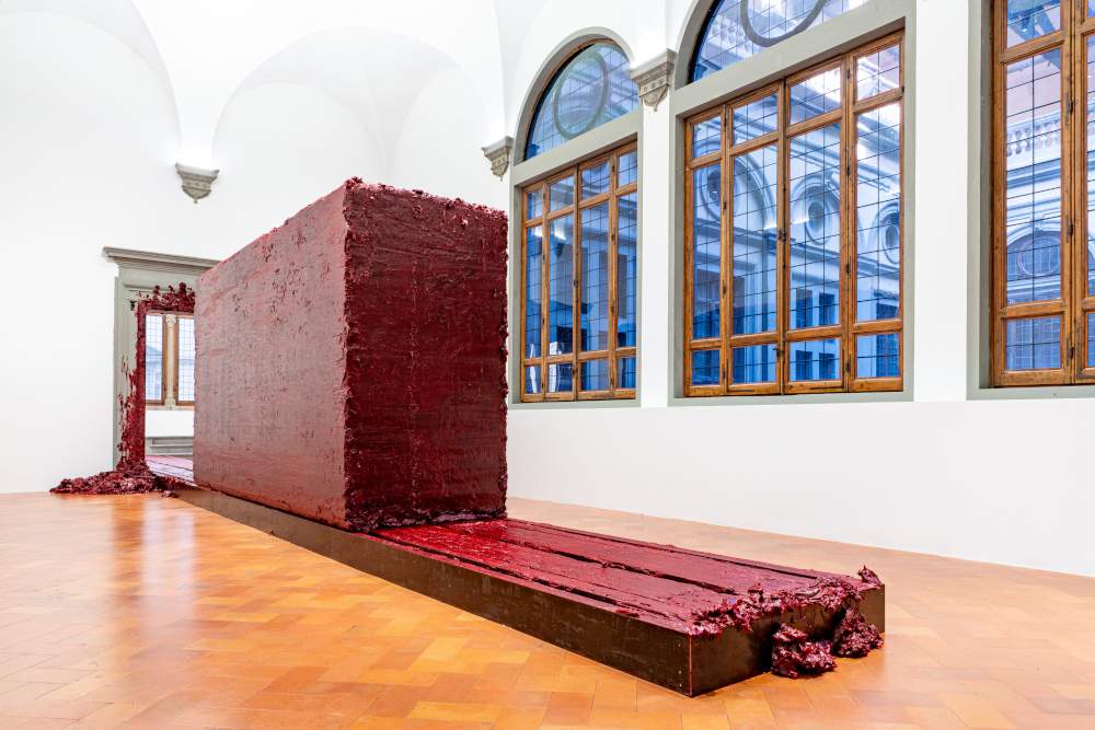 Anish Kapoor's major exhibition at Palazzo Strozzi unveiled today. Here's how it's set up