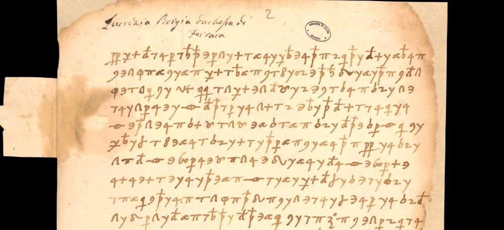 Digitized in very high definition the letters of Lucrezia Borgia 