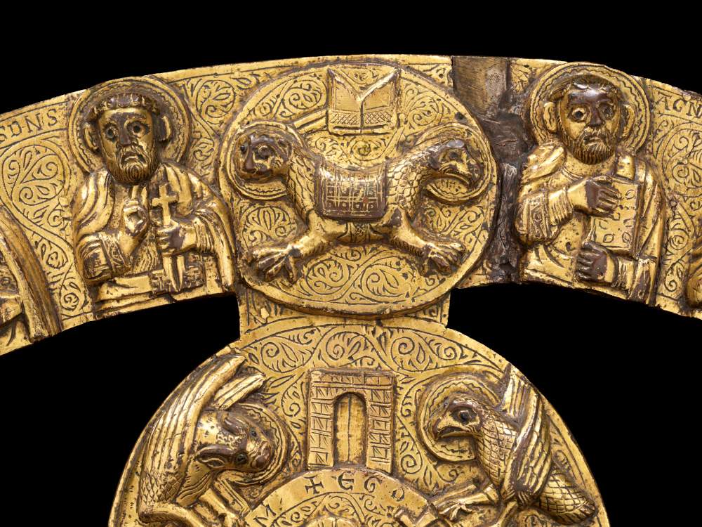 Un précieux objet médiéval en or et le lien avec Innocent III : une exposition au Vittoriano 