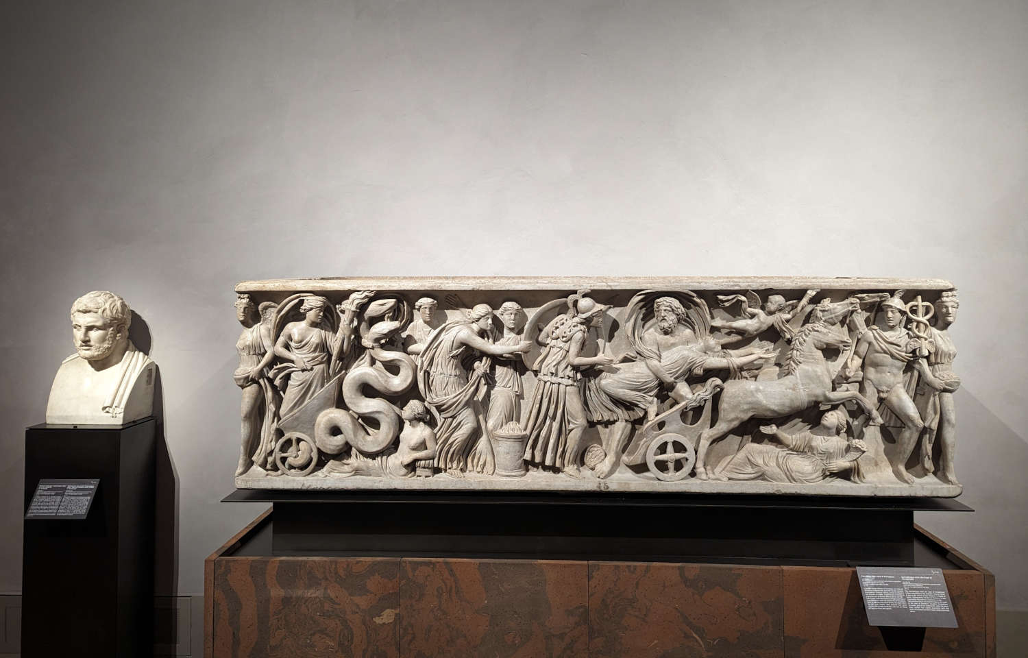 Allestimenti della mostra Divina Simulacra