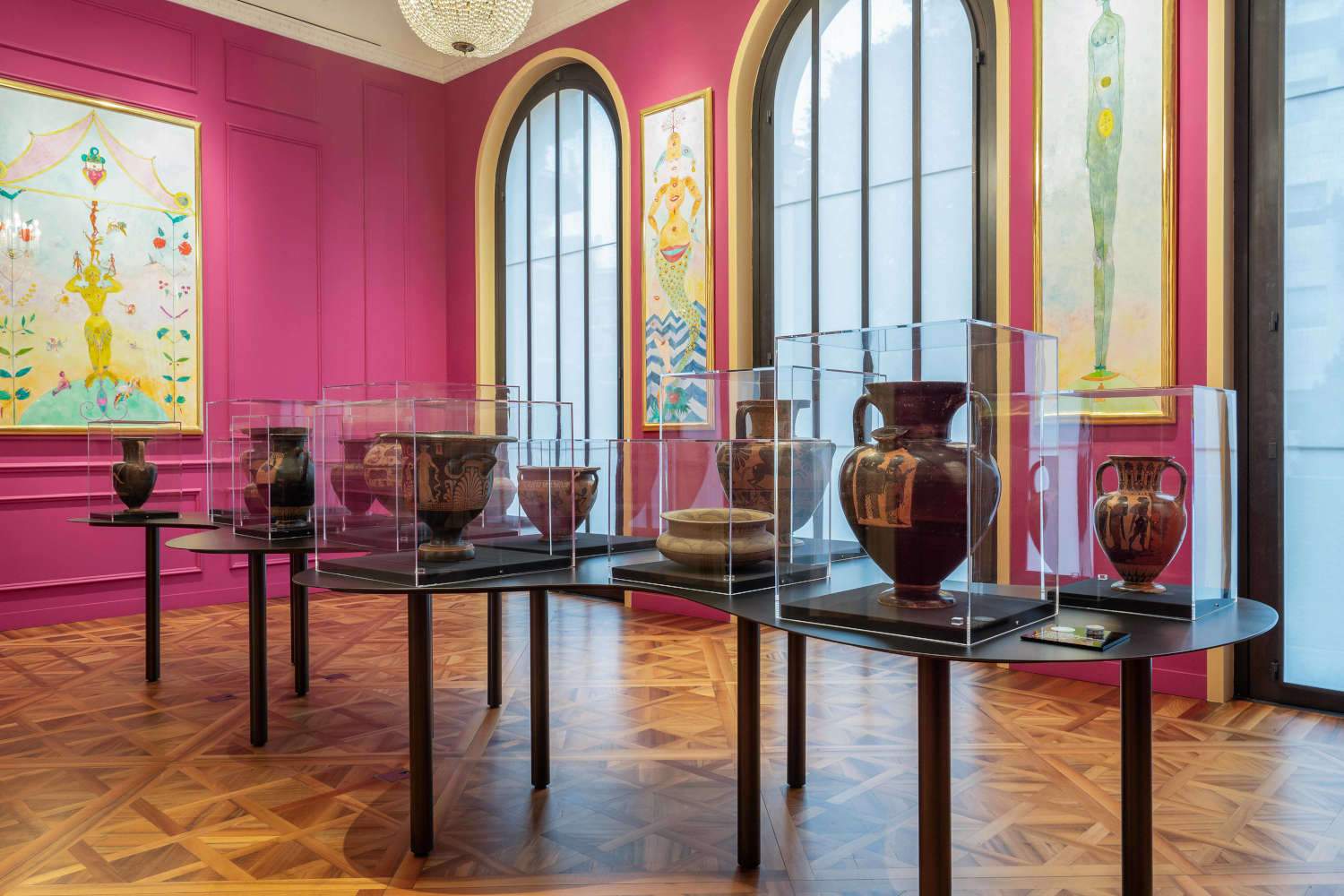 Etruschi e moda: alla Fondazione Rovati di Milano in mostra la Collezione Castellani