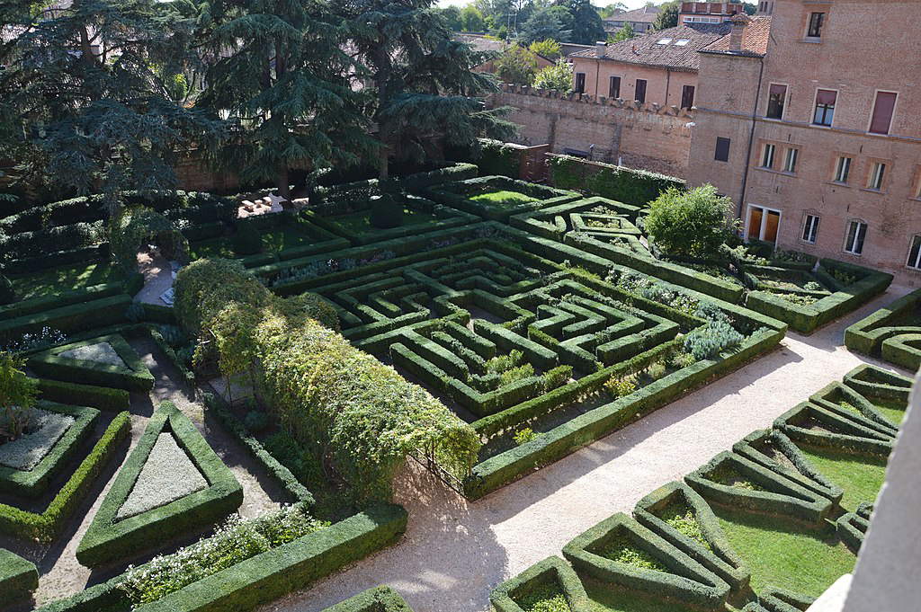 Labyrinth des Palazzo Costabili. Foto: Laura Dolcetti Labyrinth des Palazzo Costabili. Foto: Laura Dolcetti