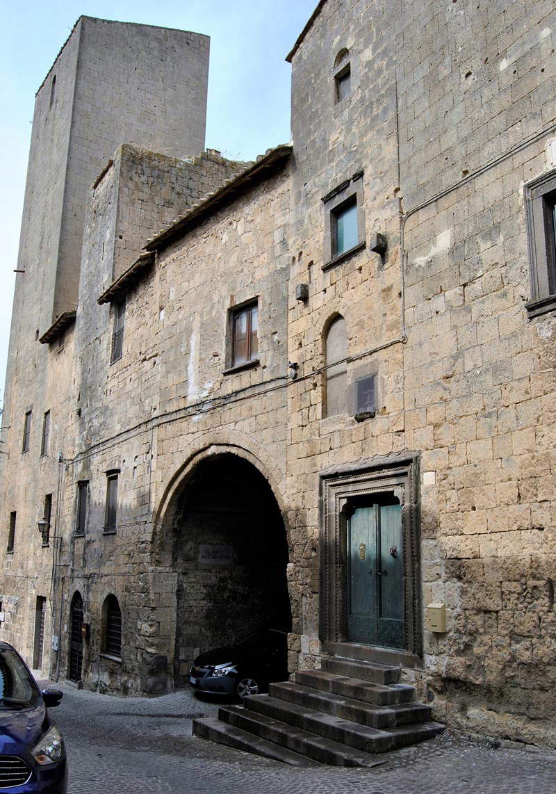 Il Palazzo dei Priori Il Palazzo dei Priori