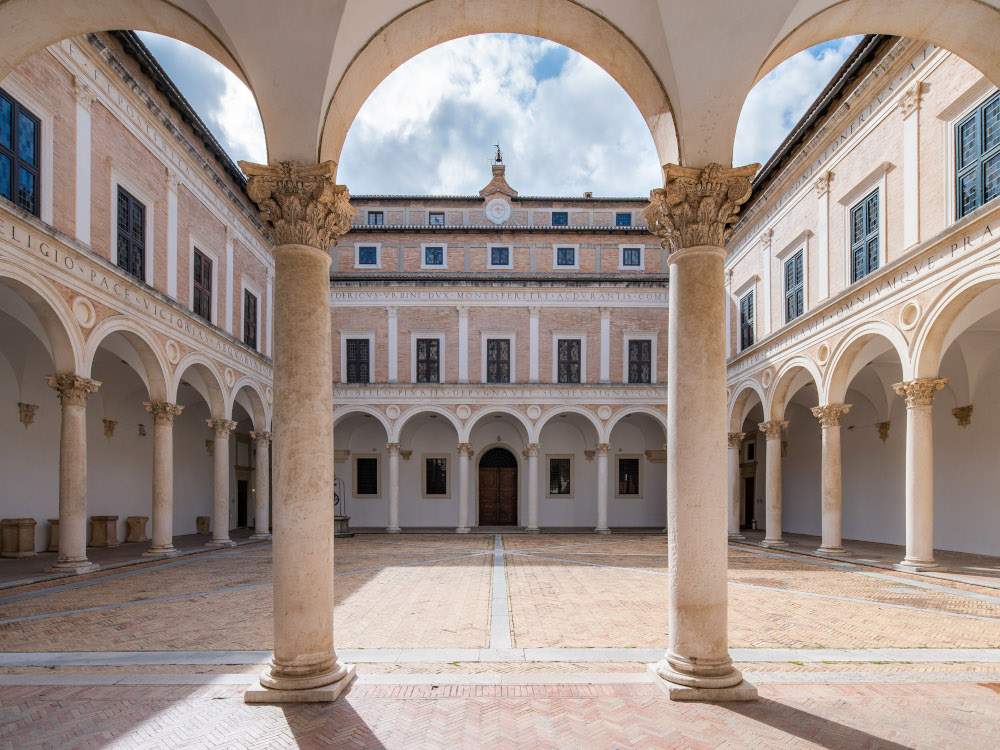 The Galleria Nazionale delle Marche dedicates an exhibition to the history of the Ducal Palace in Urbino 