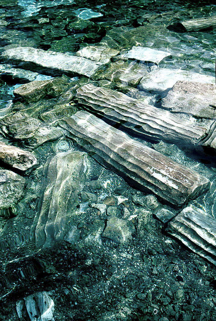 Piscine de Cléopâtre à Hierapolis-Pamukkale Piscine de Cléopâtre à Hierapolis-Pamukkale