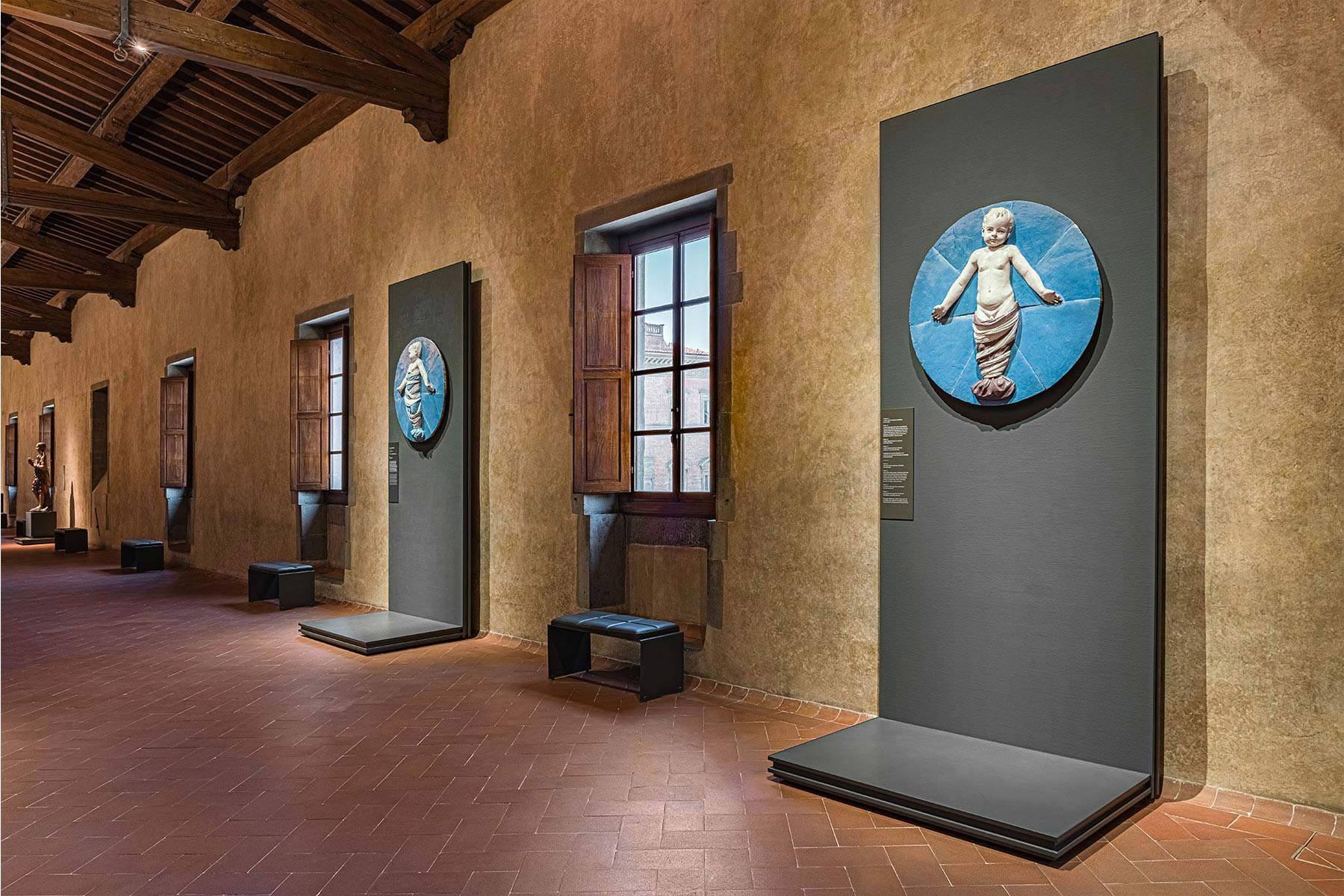 Los dos putti de Andrea della Robbia en el museo. Foto: Museo degli Innocenti Los dos putti de Andrea della Robbia en el museo. Foto: Museo degli Innocenti