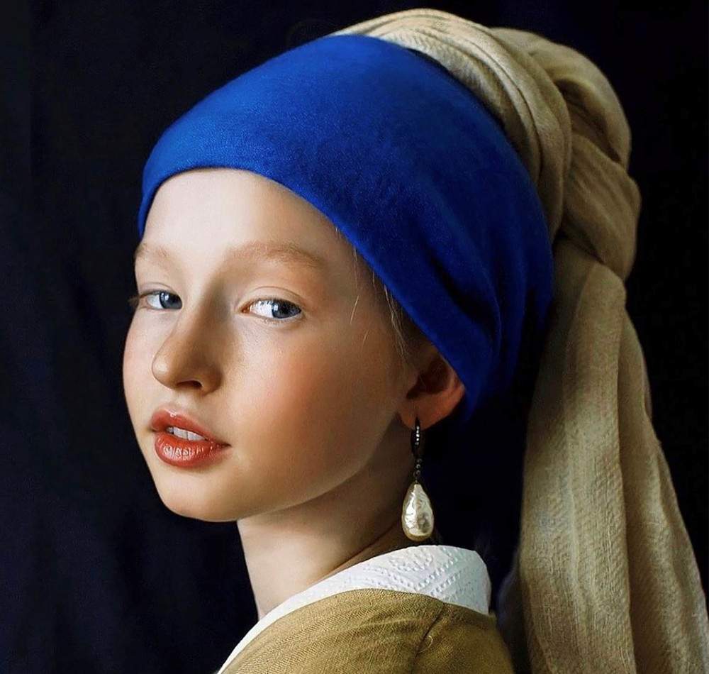Create your own Girl with a Pearl Earring. You might see her hanging in the Mauritshuis