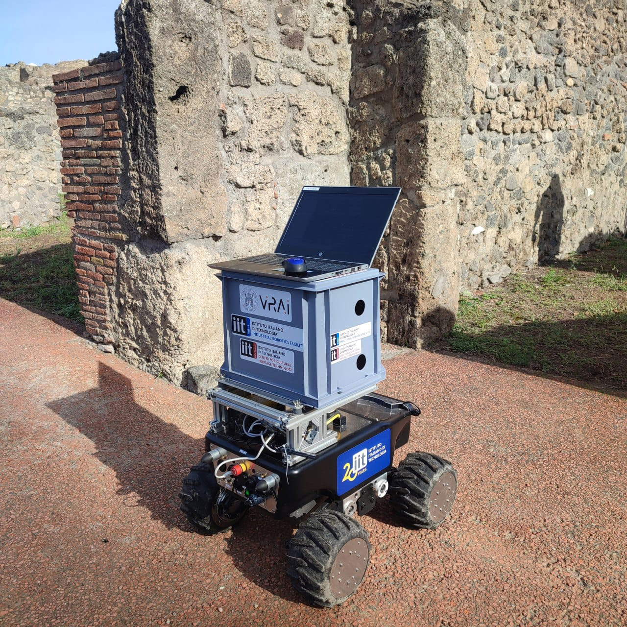 Ringhio, le robot archéologue de Pompéi Ringhio, le robot archéologue de Pompéi