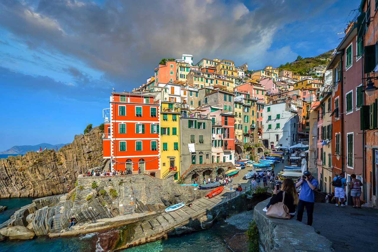 4 million tourists in 1 square kilometer: Cinque Terre is thinking of solutions against the