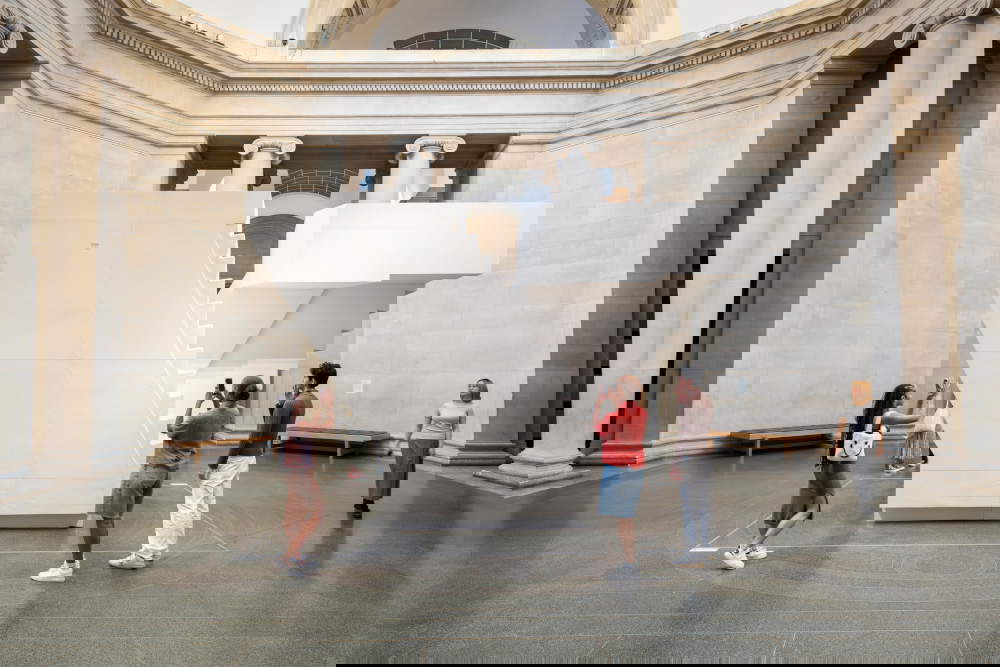 Sale riallestite alla Tate Britain. Foto di Madeleine Buddo