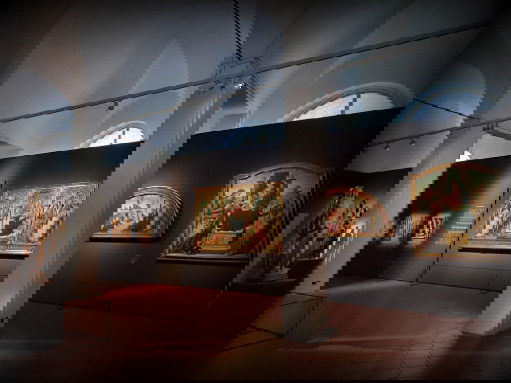 Hall of the Faenza Art Gallery