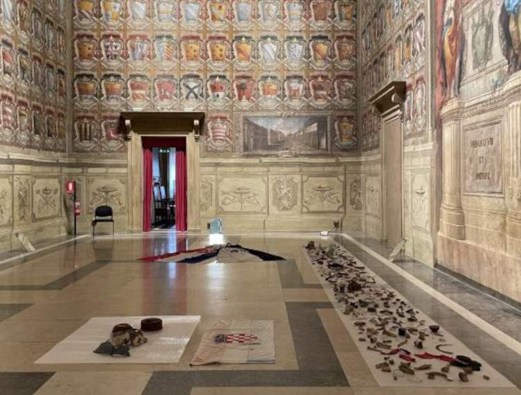 À Bologne, première exposition personnelle de Slaven Tolj dans un musée public italien.