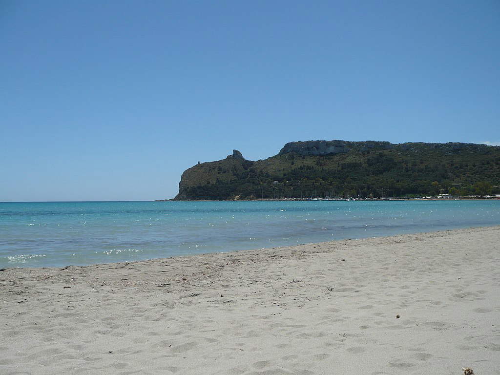 Der Strand von Poetto Der Strand von Poetto