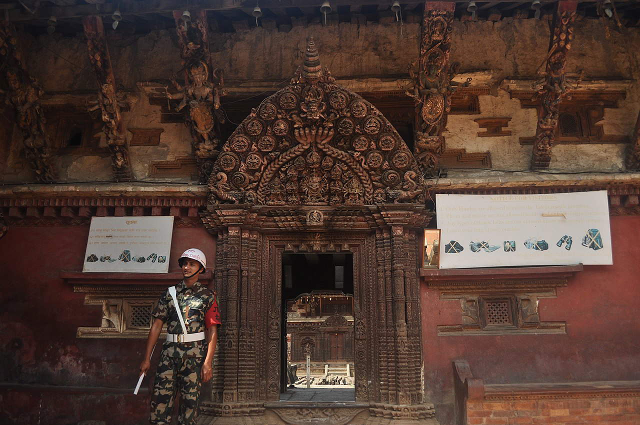 Brescia Academy professor stranded in Nepal: accused of stealing artifacts