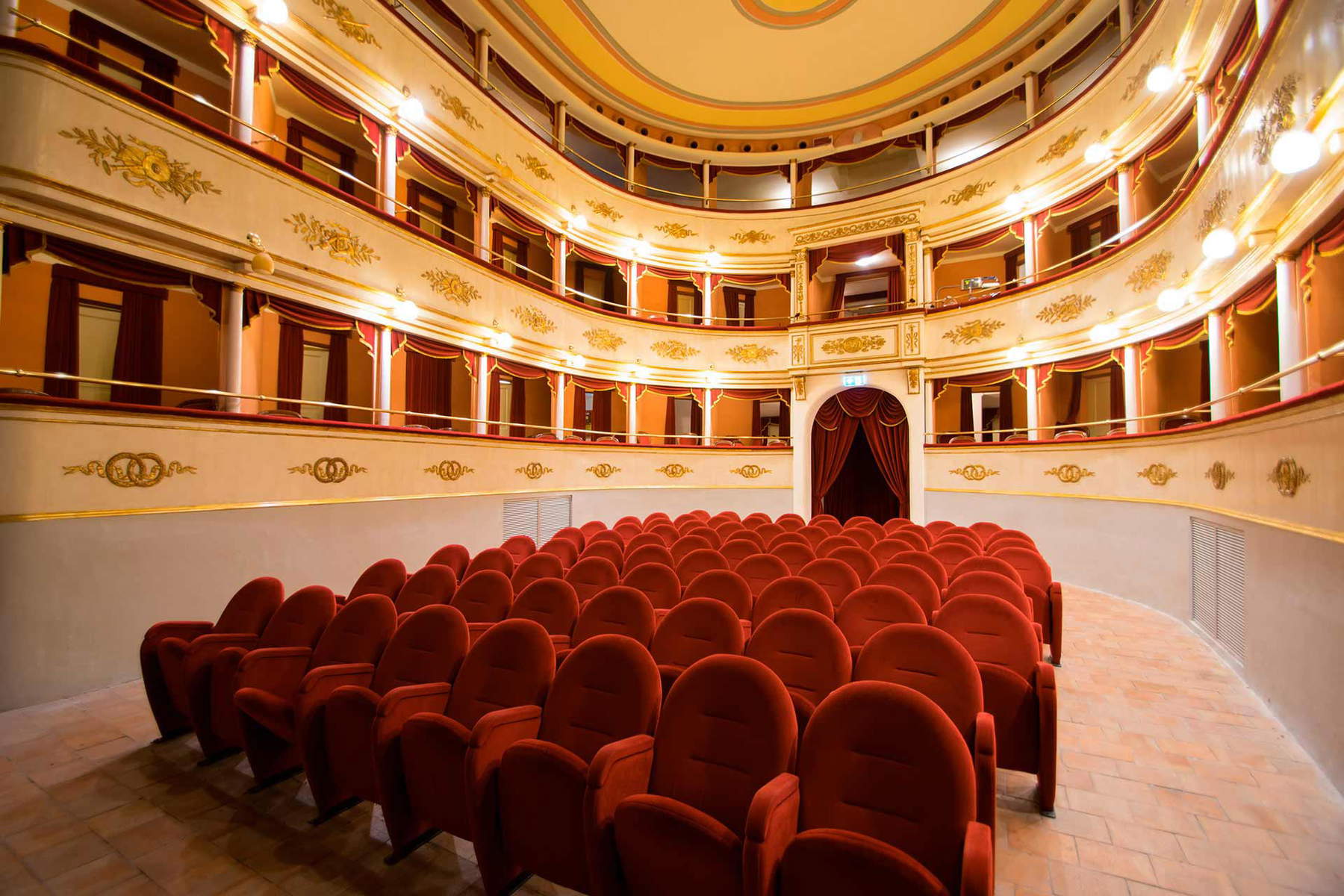 Teatro de la Rosa Teatro de la Rosa