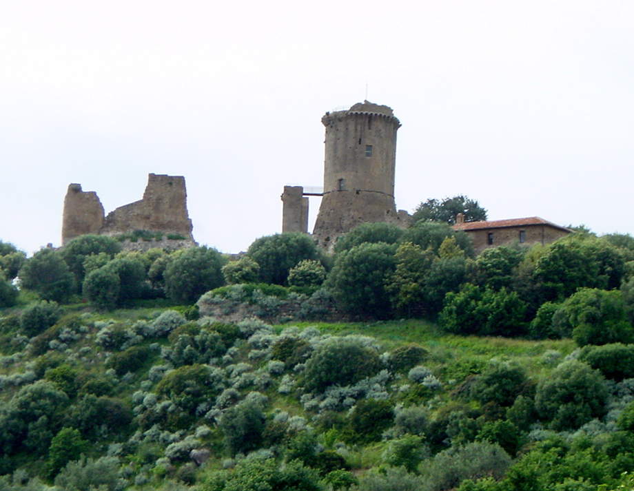 La torre di Velia ad Ascea La torre di Velia ad Ascea