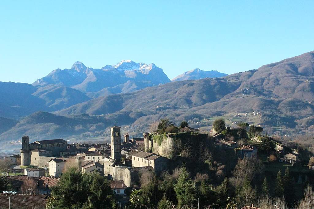 Die Dörfer der Garfagnana und der Mediatäler, die man gesehen haben muss: die 10 besten