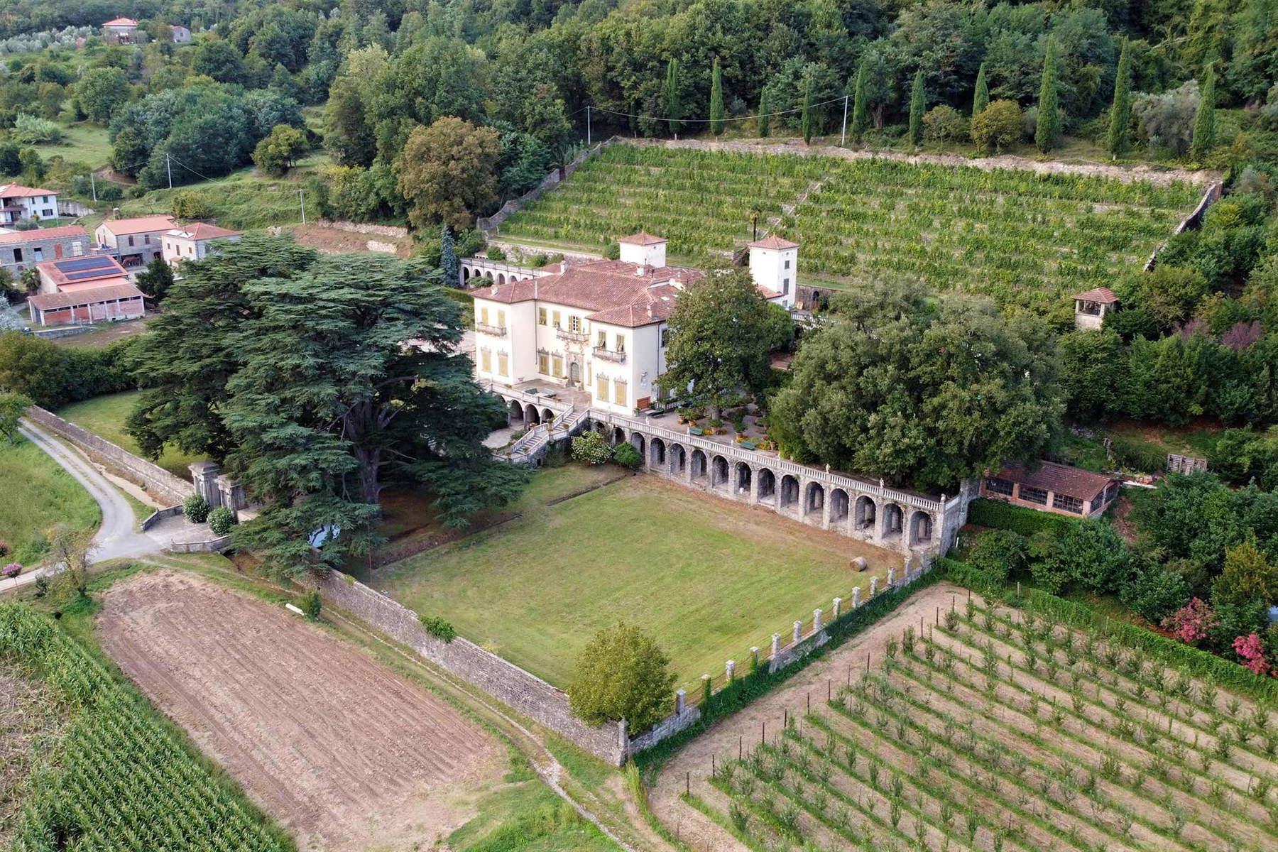 Villa Dosi Delfini Villa Dosi Delfini