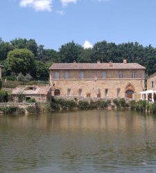Bagno Vignoni, el pueblo con un baño en lugar de una plaza
