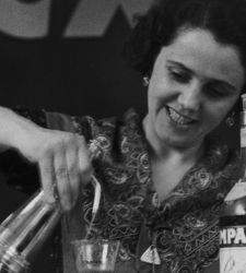 Première exposition de la Campari Gallery en collaboration avec Magnum Photos : consacrée au monde des bars 