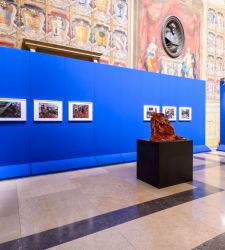 La creazione e la rinascita dopo l'alluvione. A Palazzo d'Accursio l'arte di Faenza riplasmata dall'acqua