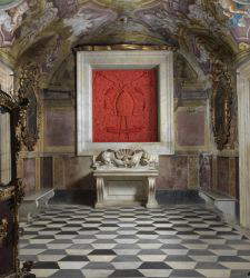 Due opere permanenti in corallo di Jan Fabre arricchiscono due luoghi sacri di Napoli 